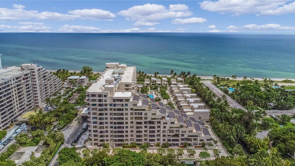 201 Crandon Blvd # 322