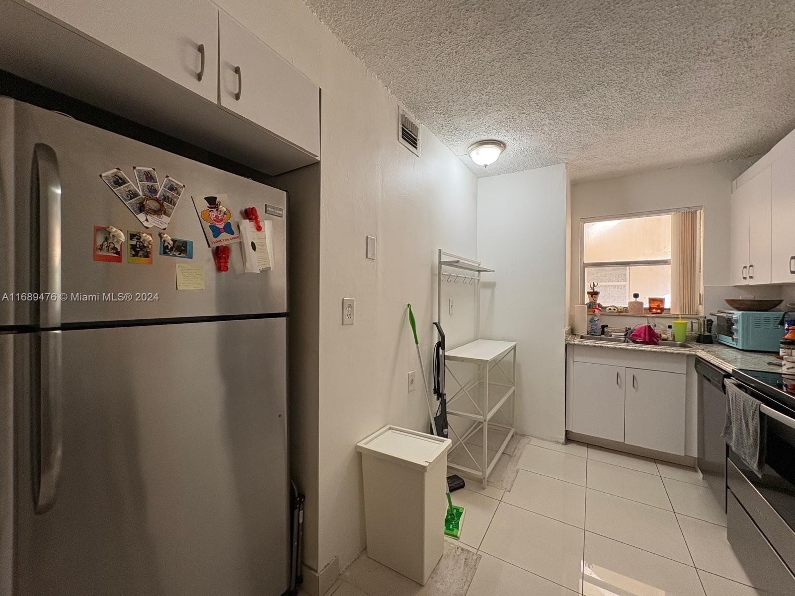 8860 Fontainebleau Blvd # 203