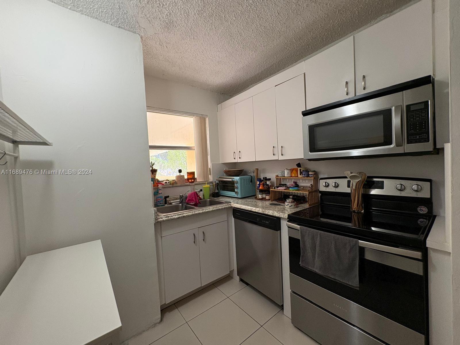 8860 Fontainebleau Blvd # 203