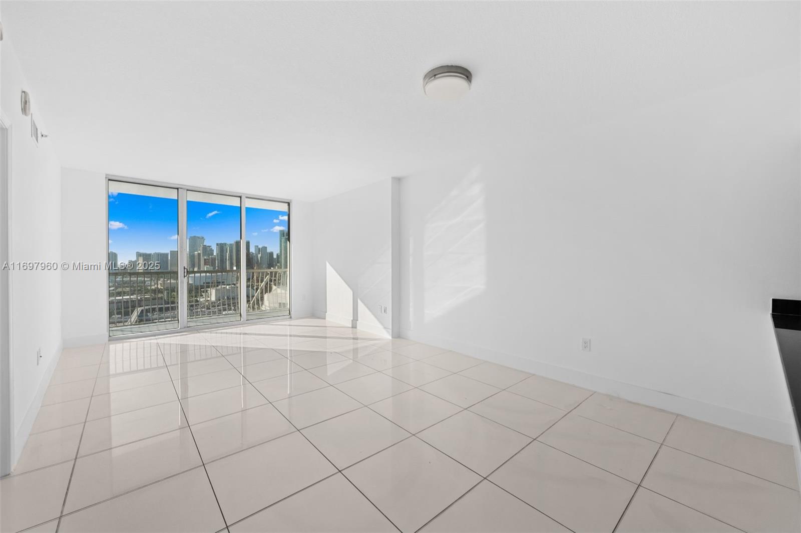 1750 N Bayshore Dr # 3006