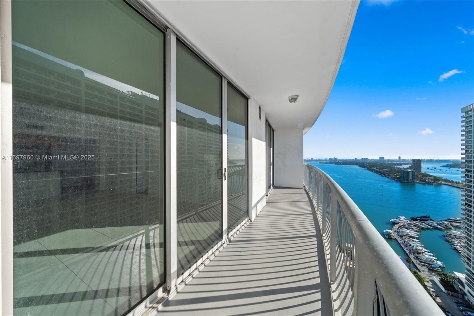 1750 N Bayshore Dr # 3006