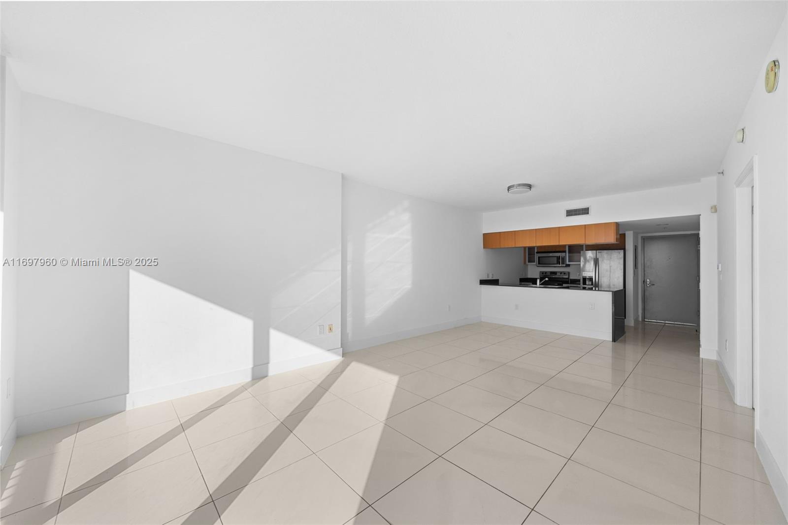 1750 N Bayshore Dr # 3006
