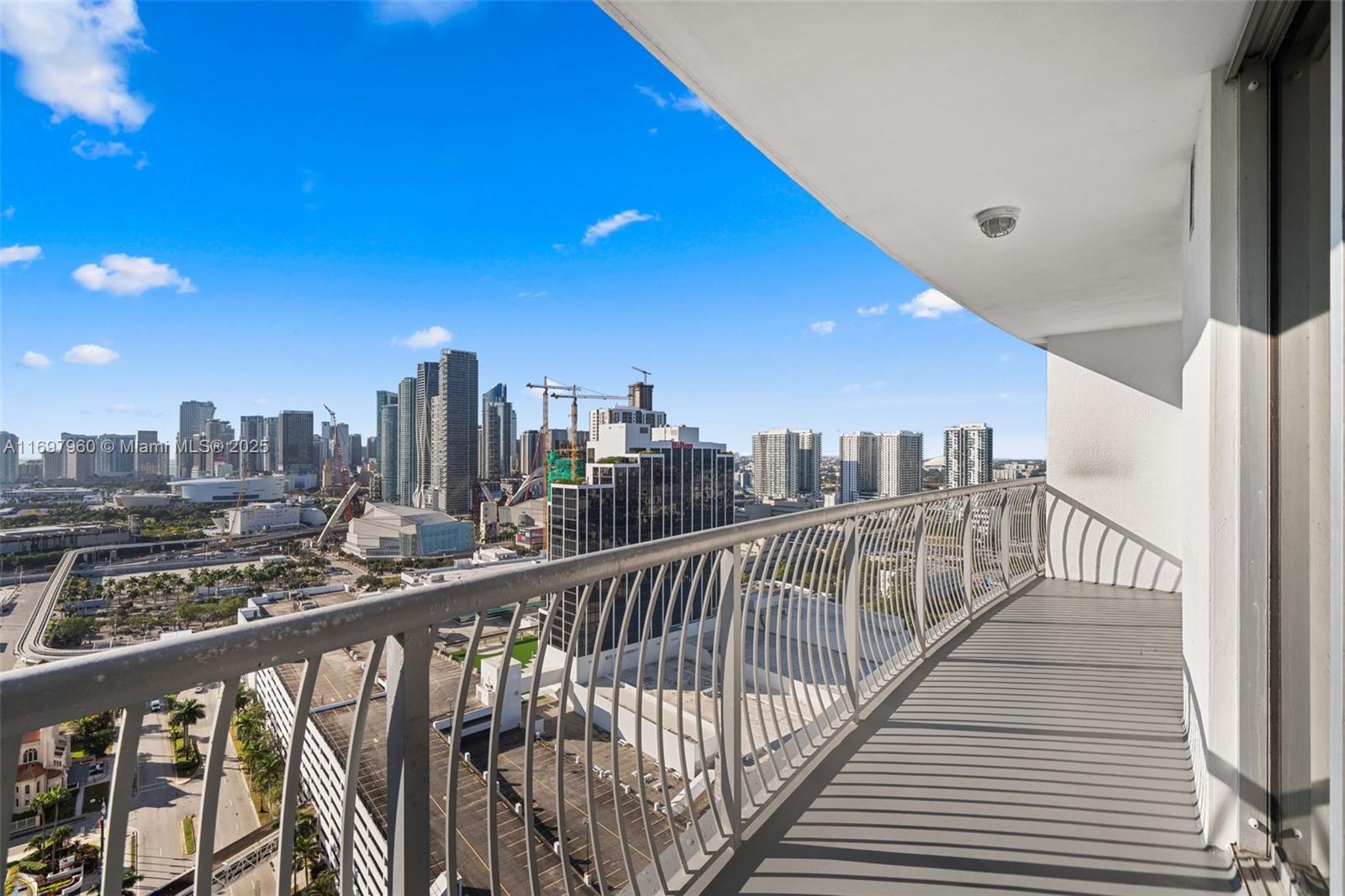 1750 N Bayshore Dr # 3006