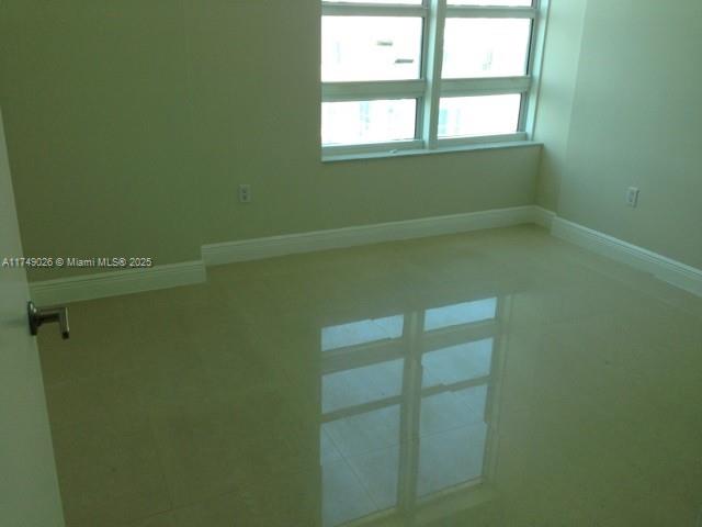 950 Brickell Bay Dr # 4505