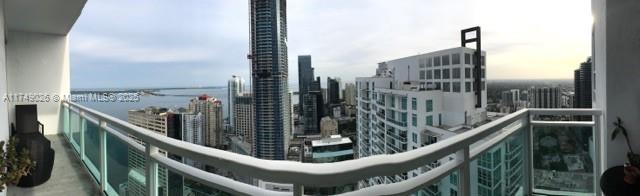 950 Brickell Bay Dr # 4505