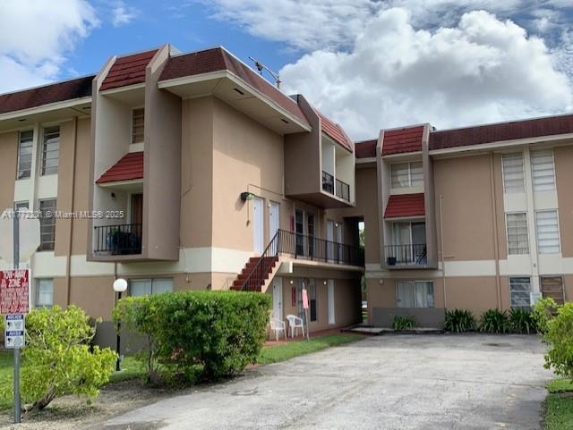 3901 SW 109th Ave # 6