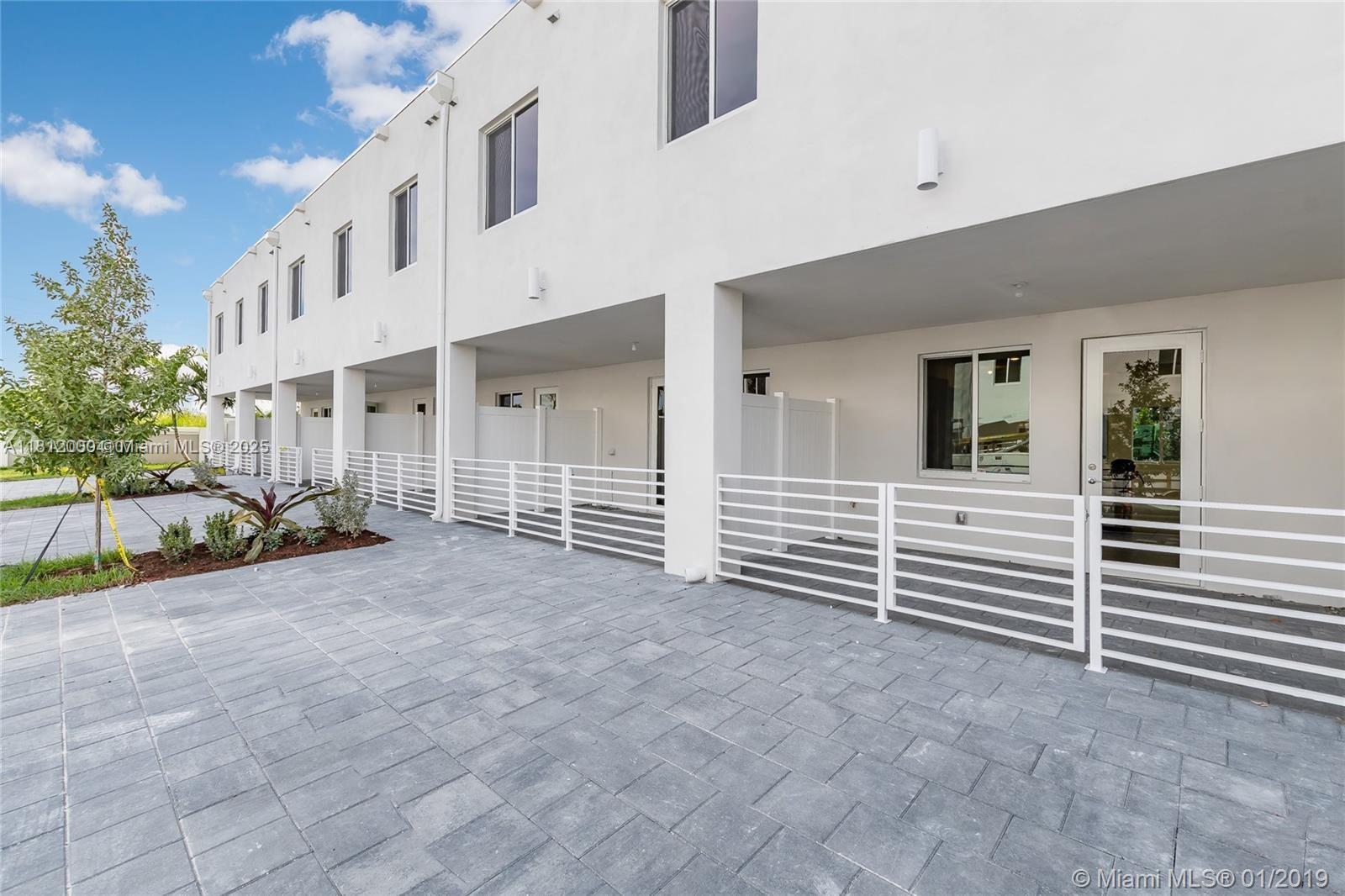 10226 NW 64th Ter # 104