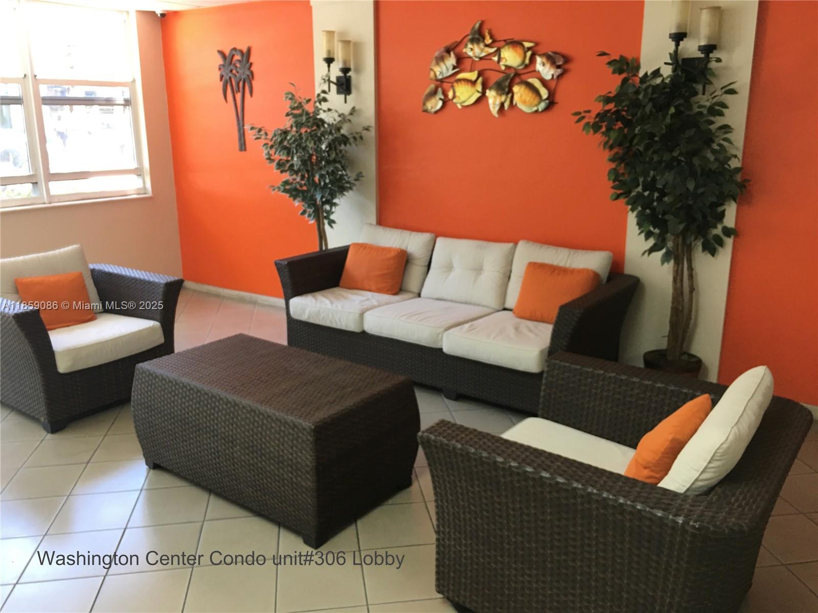 524 Washington Ave # 306