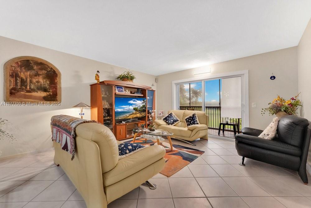 1101 SW 128th Ter # 309C