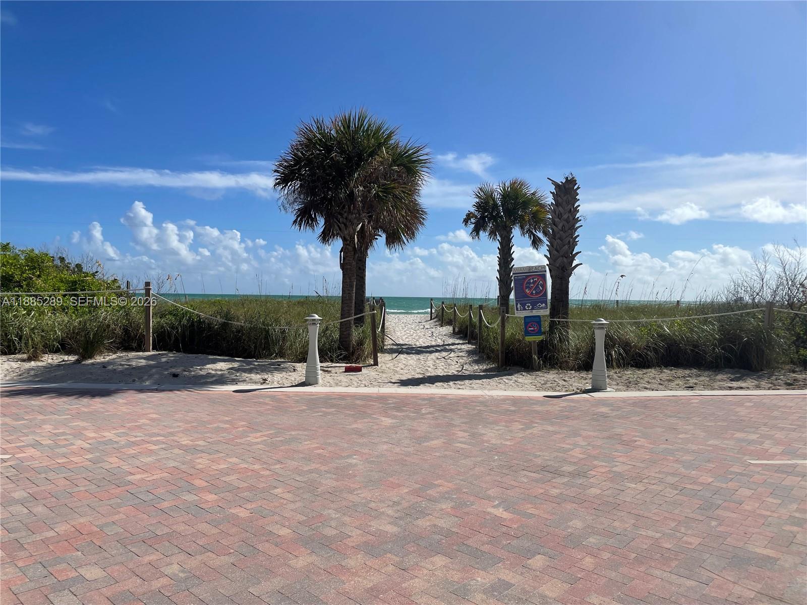 5005 Collins Ave # 523