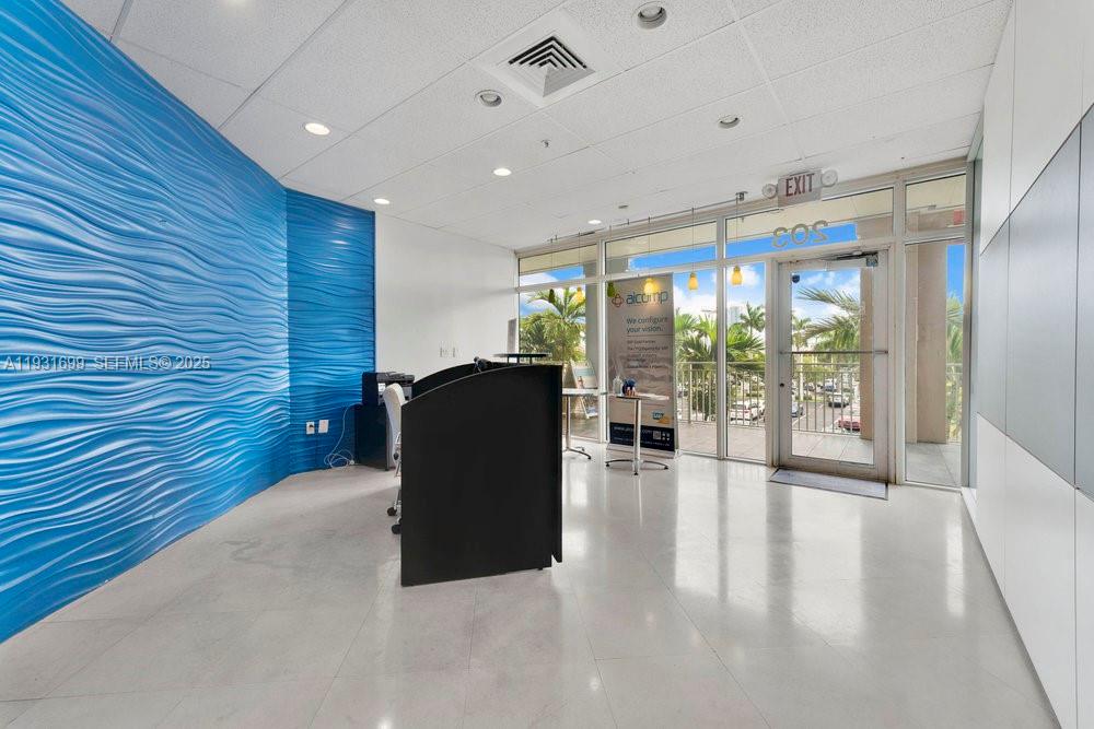 1845 Cordova Rd # 203