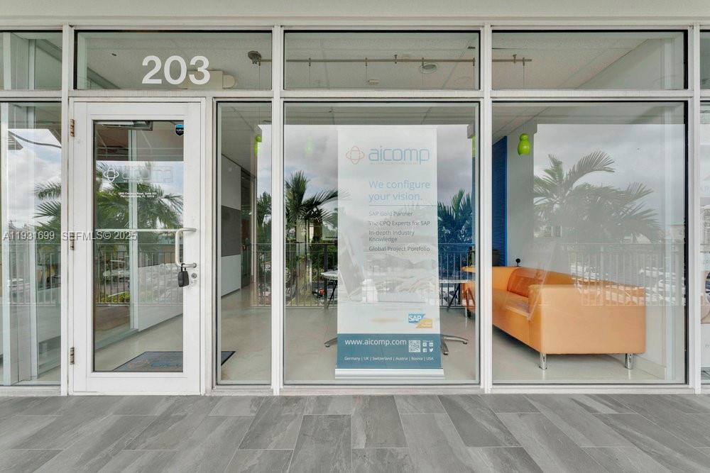 1845 Cordova Rd # 203