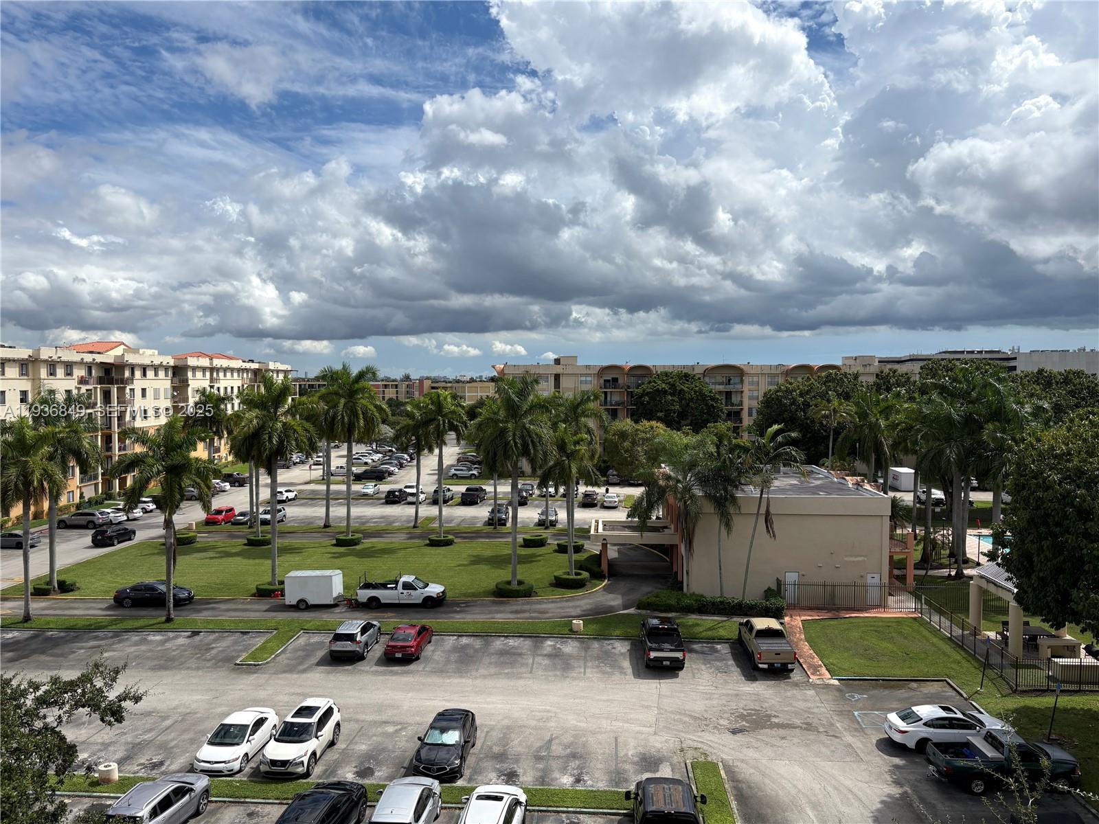 9350 Fontainebleau Blvd # 604