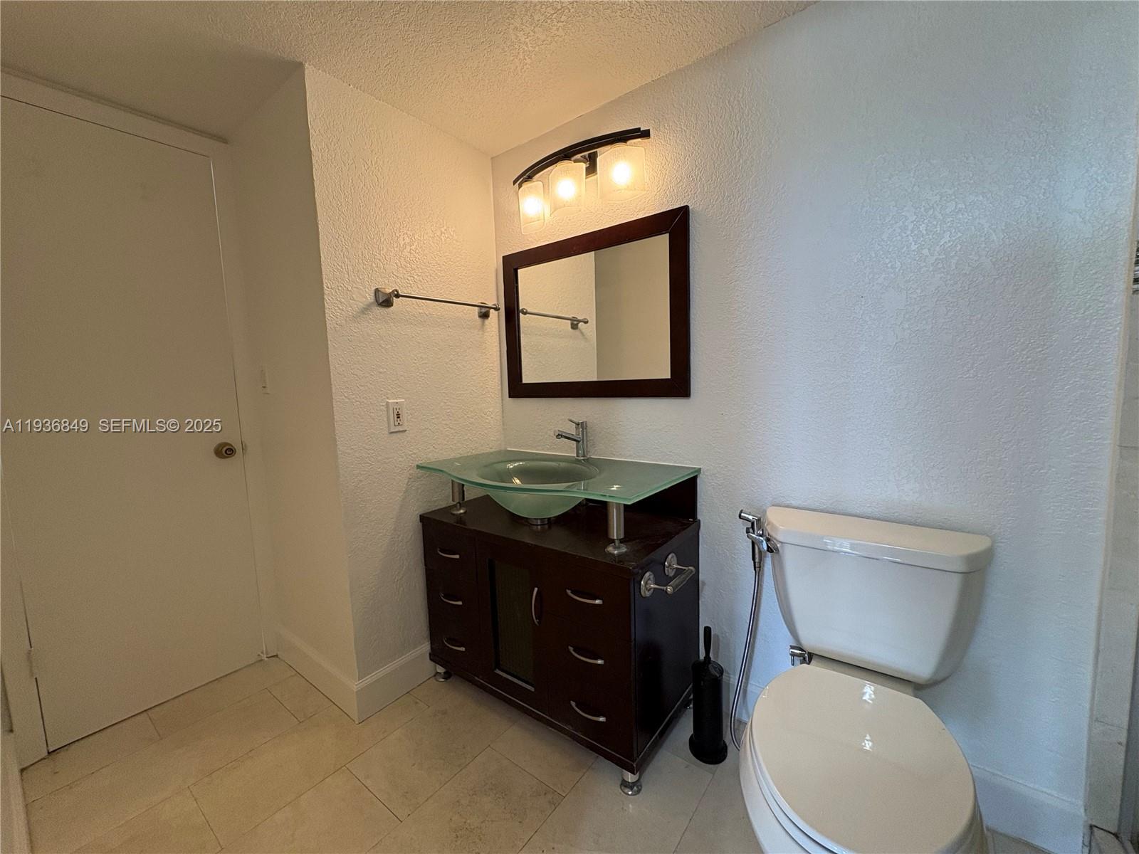 9350 Fontainebleau Blvd # 604