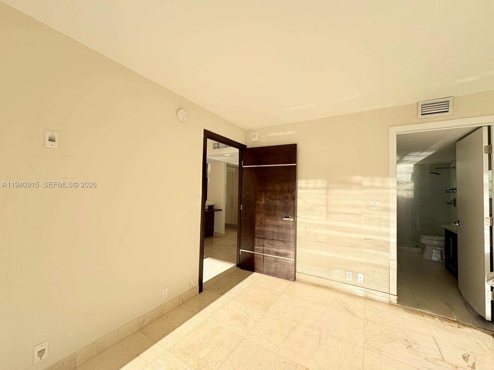 1901 Brickell Ave # B1907