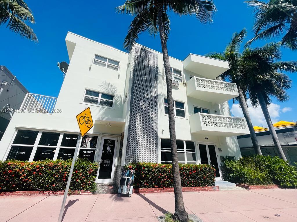 524 Washington Ave # 304