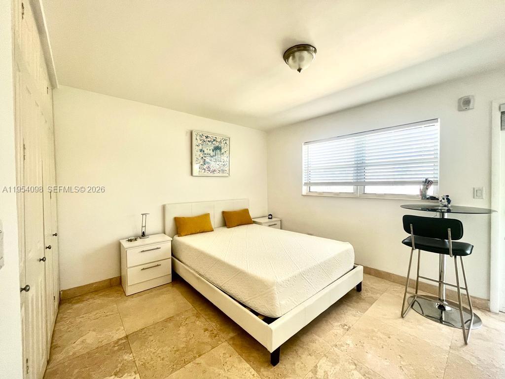 524 Washington Ave # 304