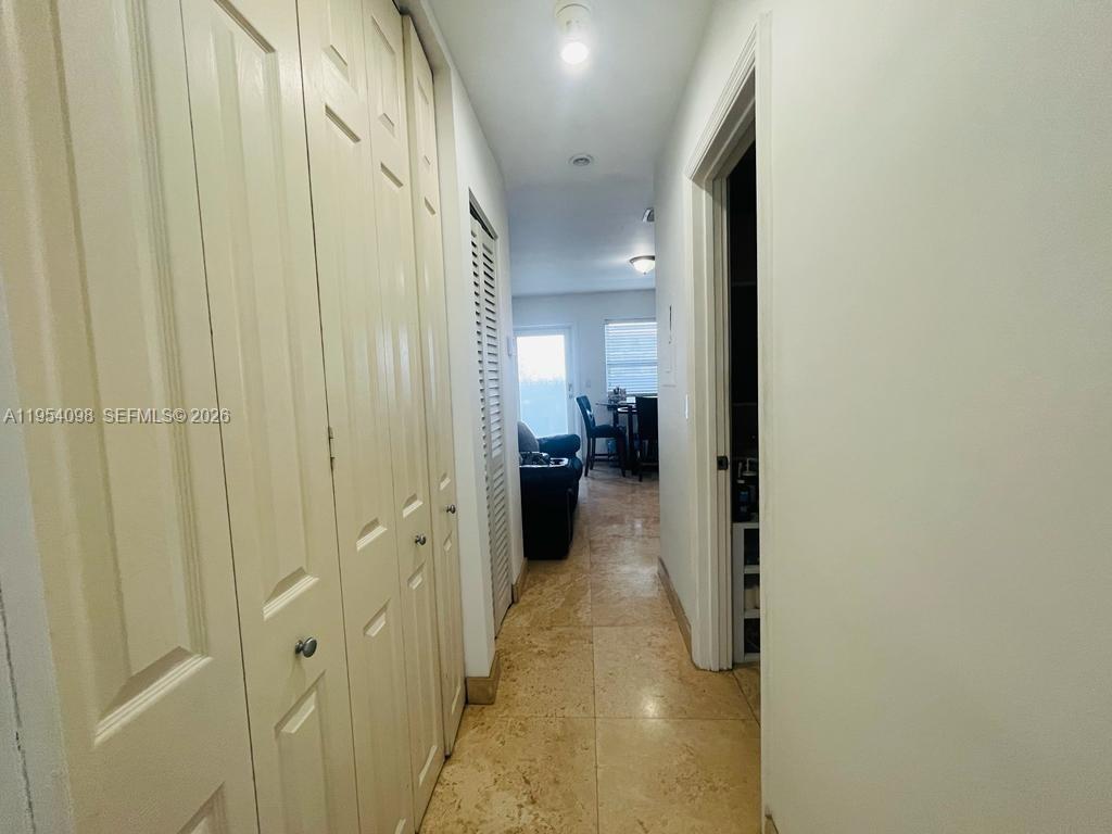 524 Washington Ave # 304