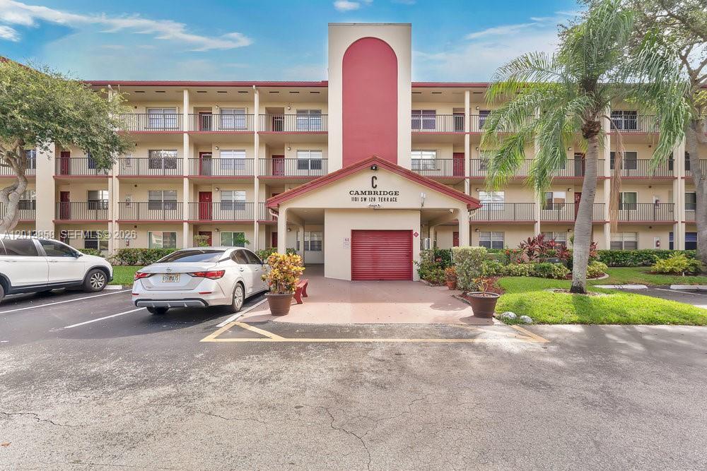 1101 SW 128th Ter # 309C