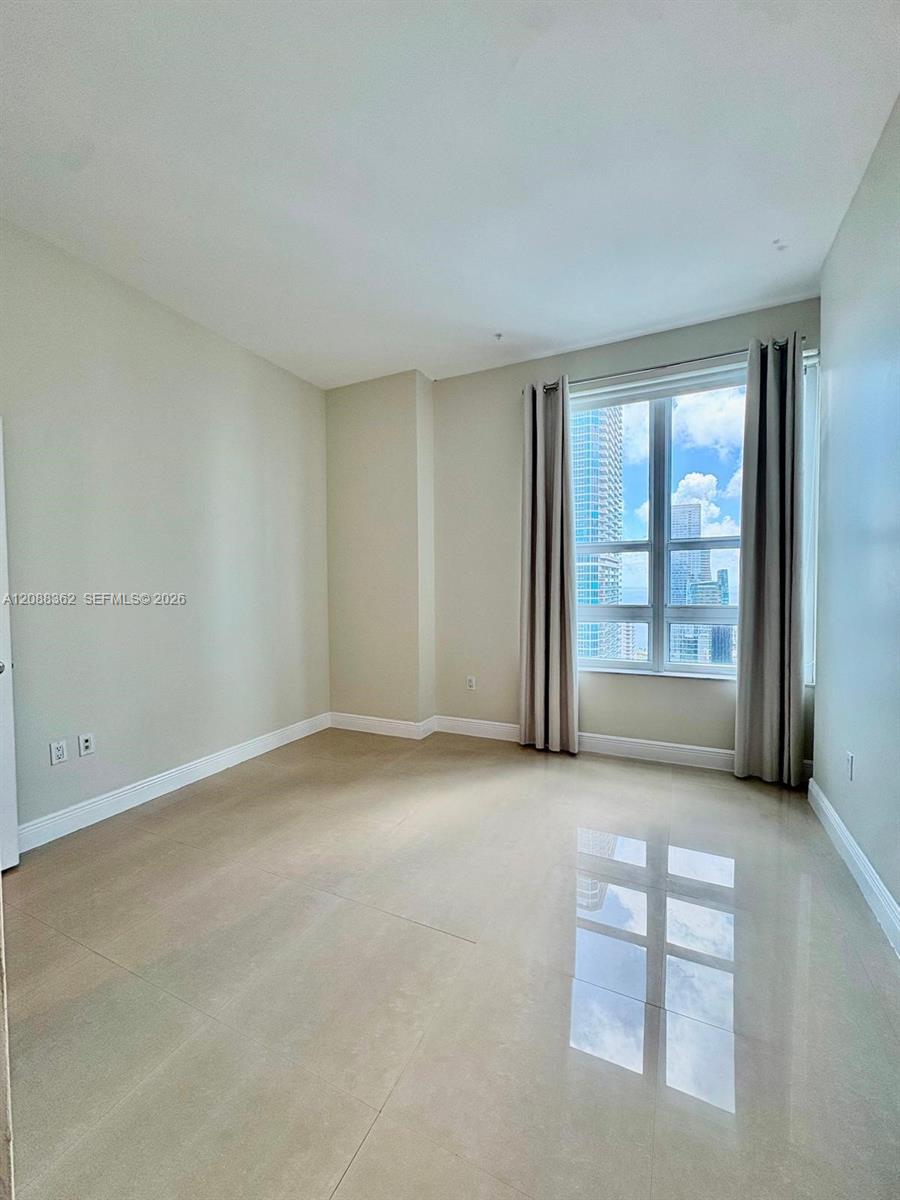 950 Brickell Bay Dr # 4505