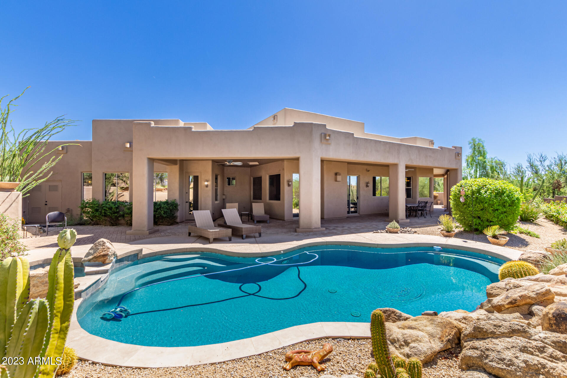 8202 E CAVALRY Drive