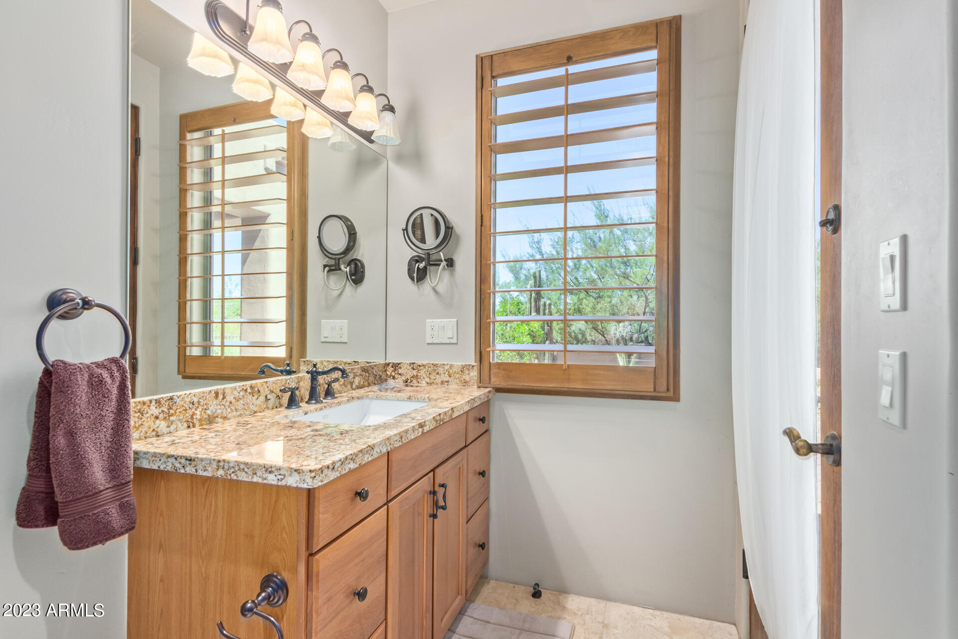 8202 E CAVALRY Drive