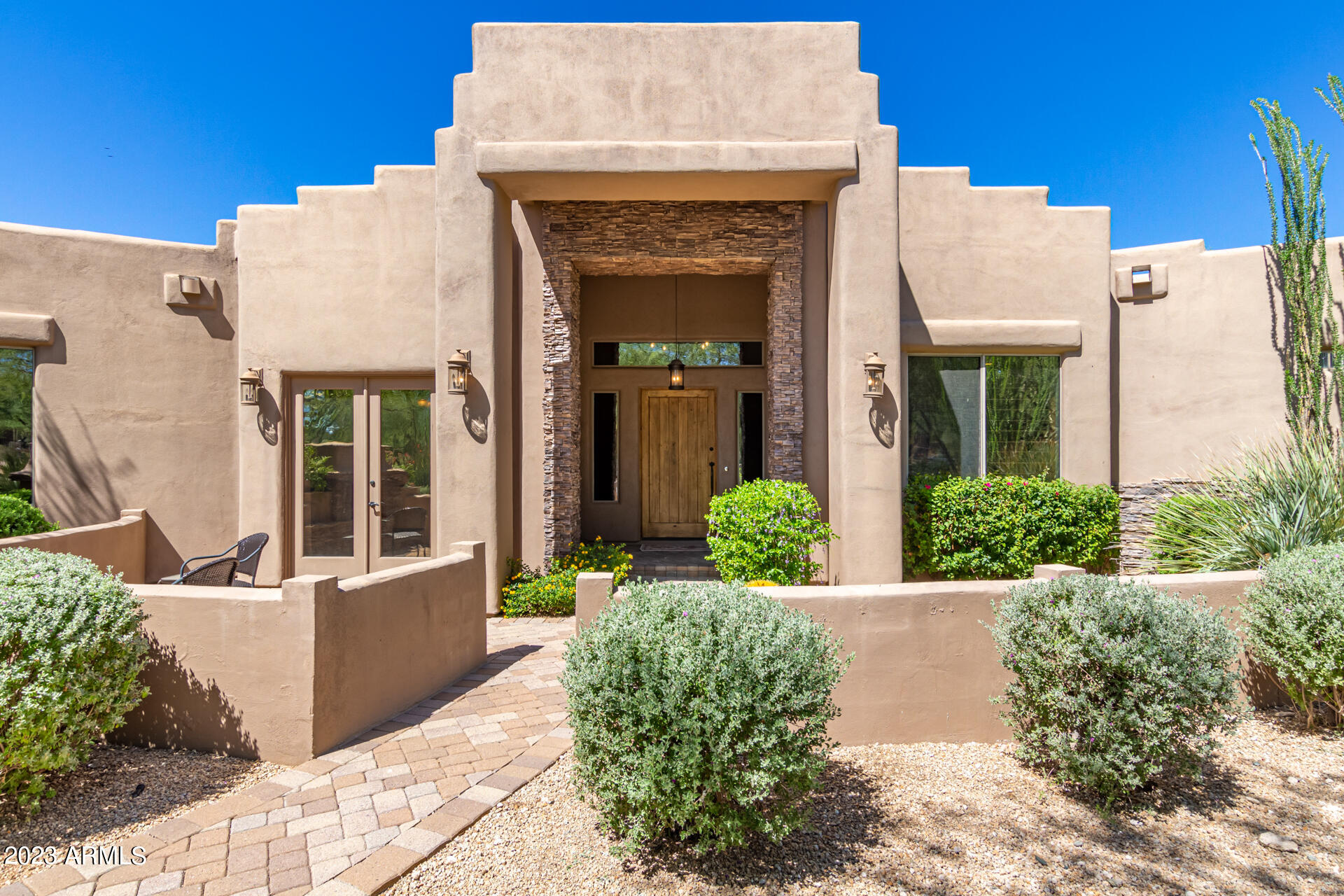 8202 E CAVALRY Drive