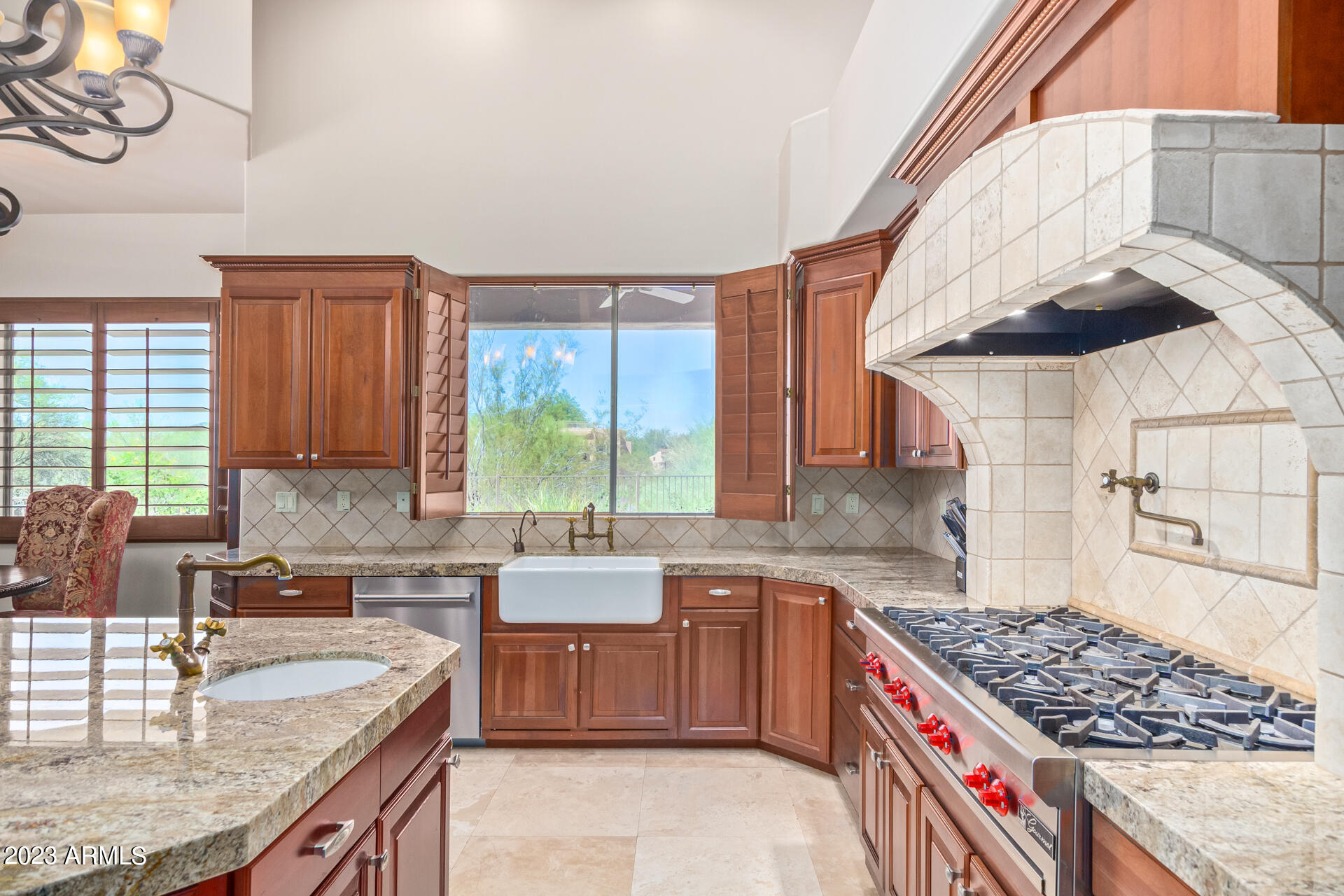 8202 E CAVALRY Drive