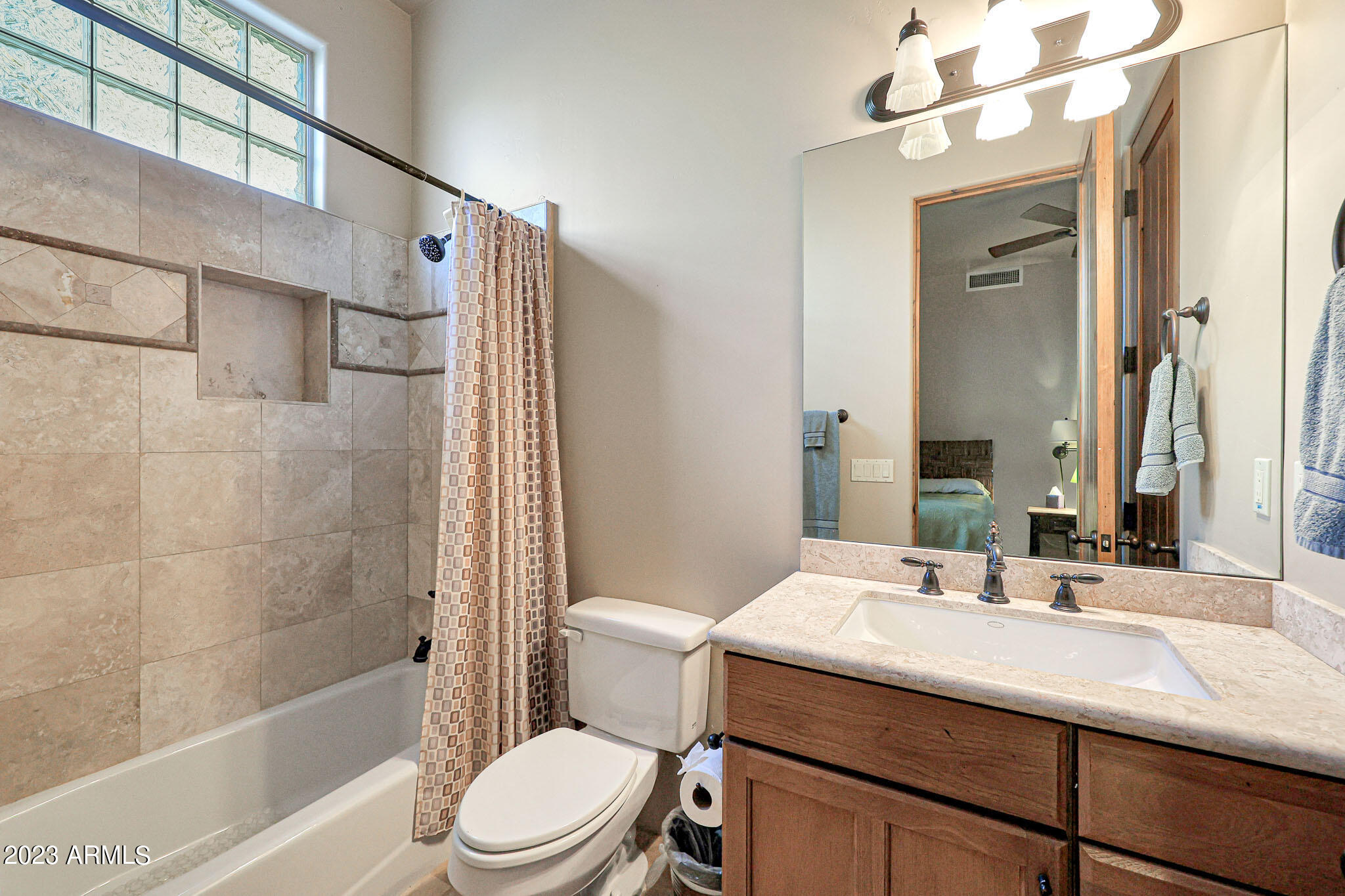 8202 E CAVALRY Drive