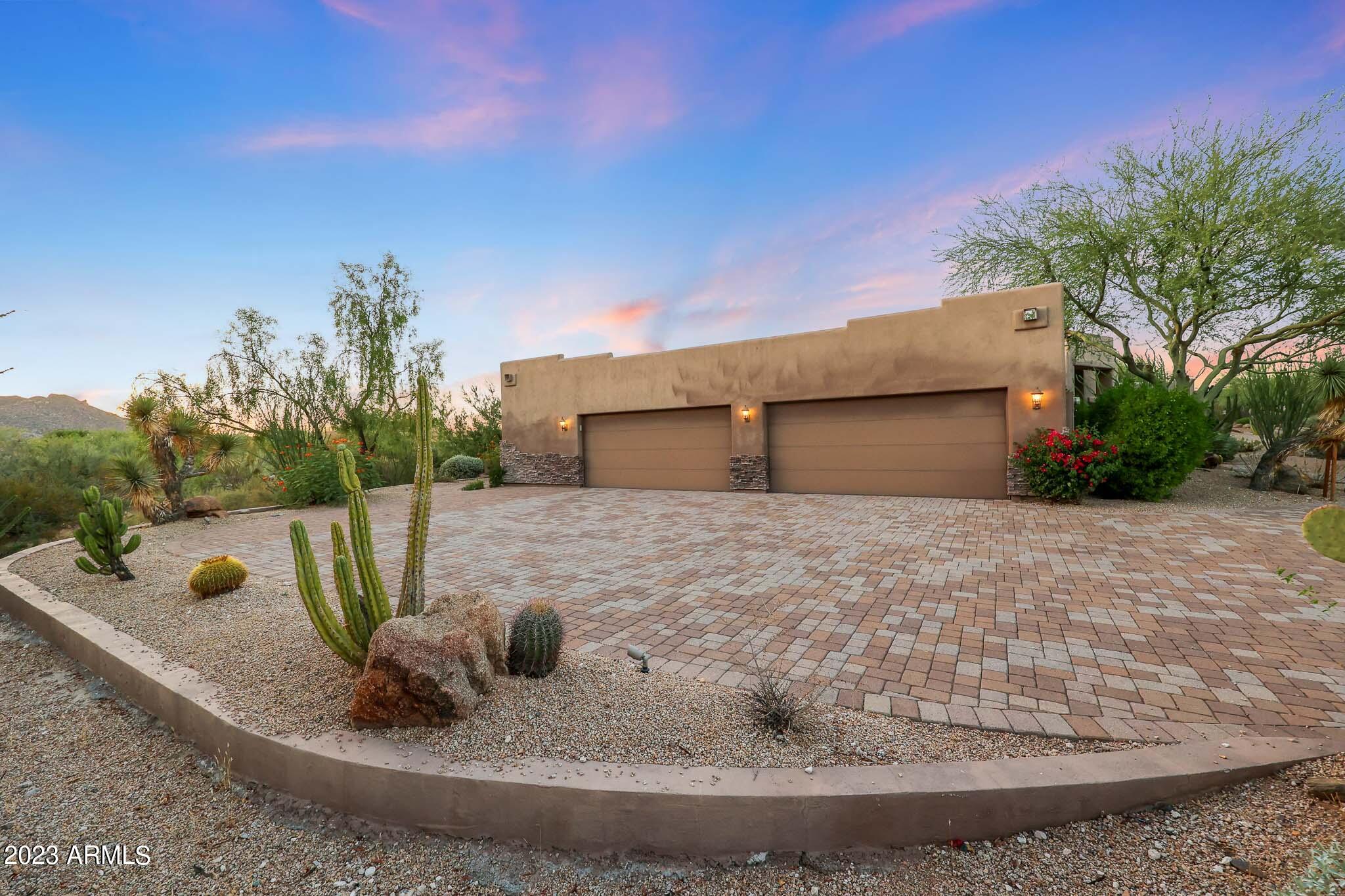 8202 E CAVALRY Drive