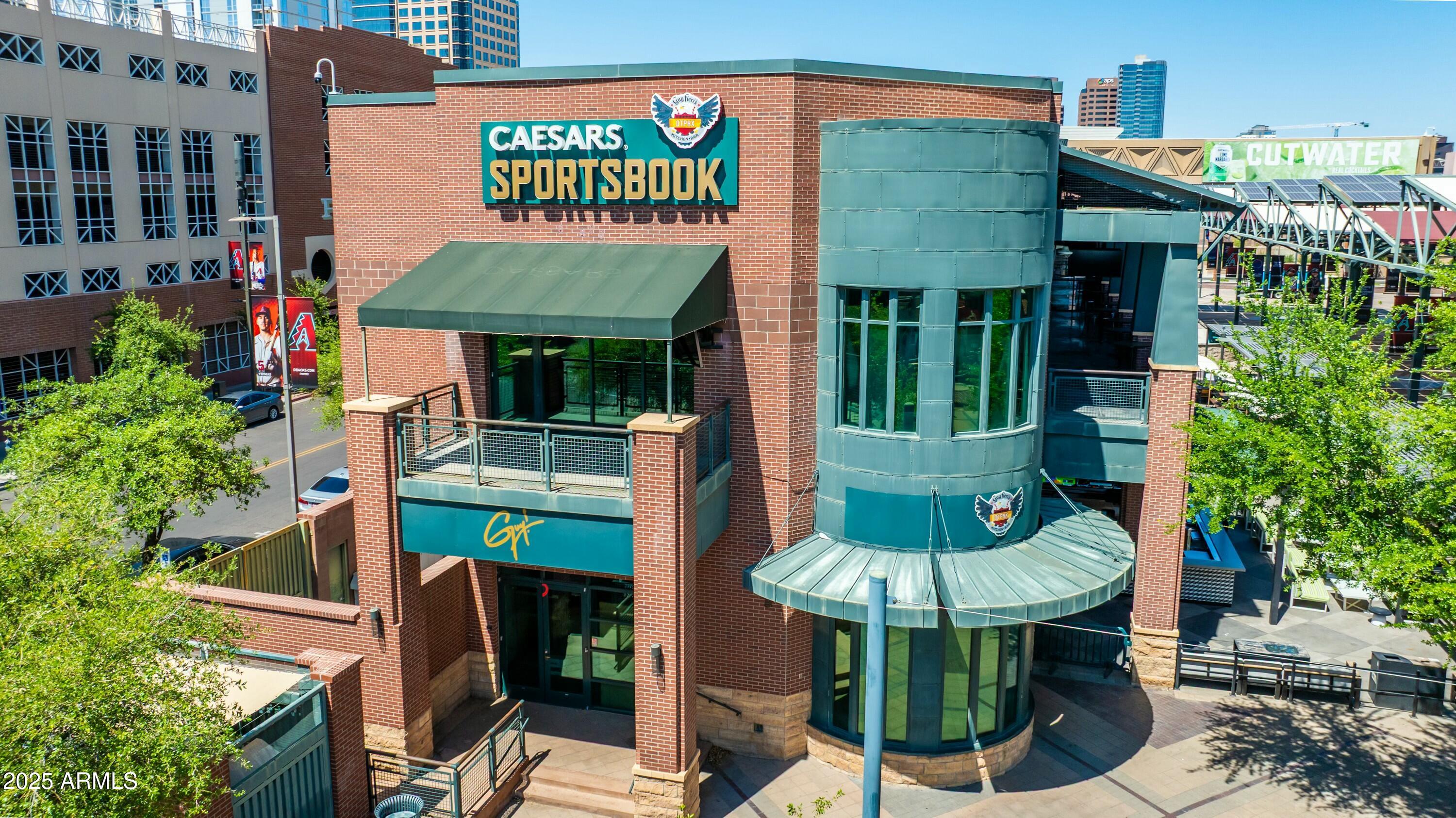 310 S 4TH Street, 1407