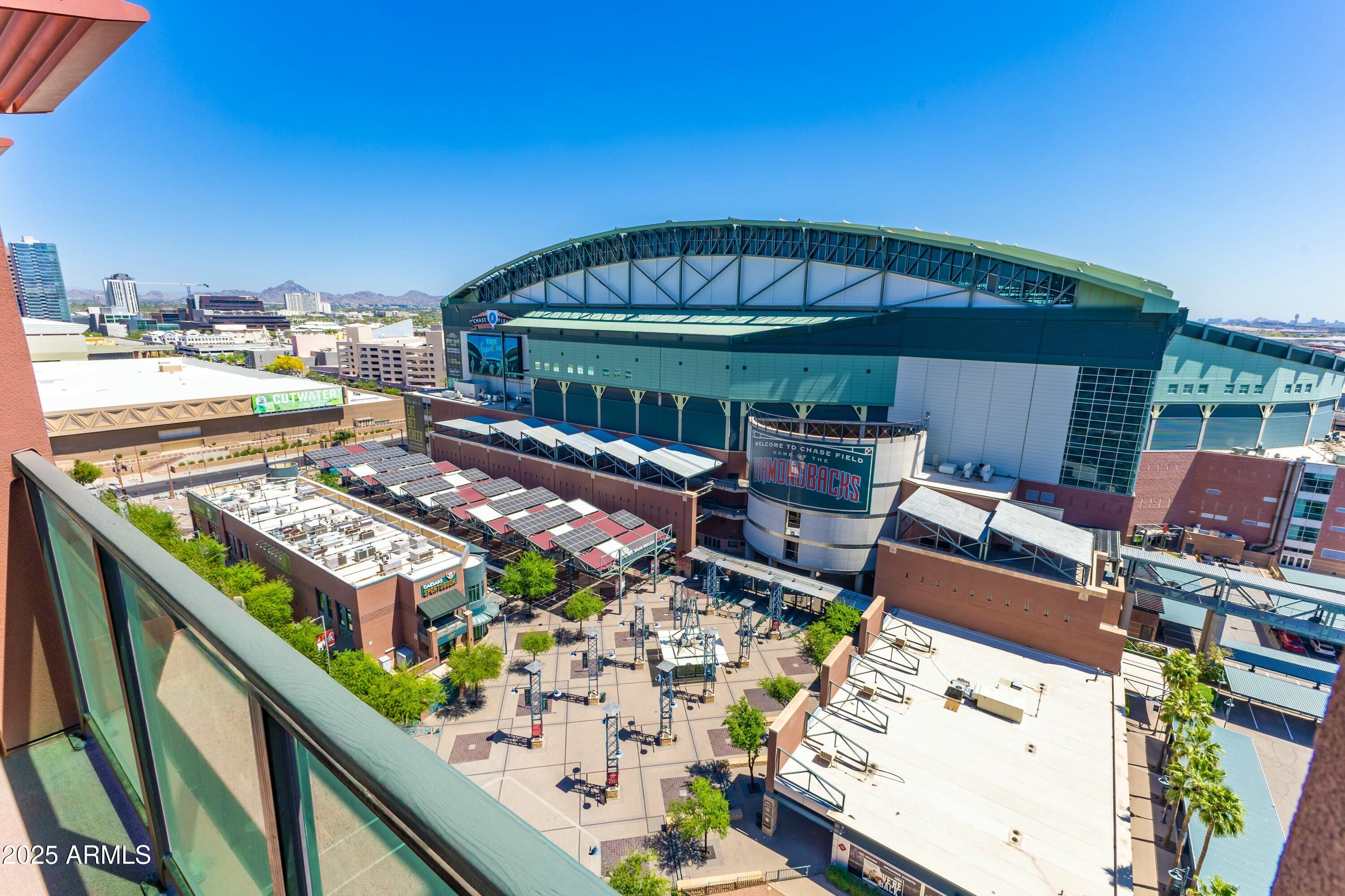 310 S 4TH Street, 1407