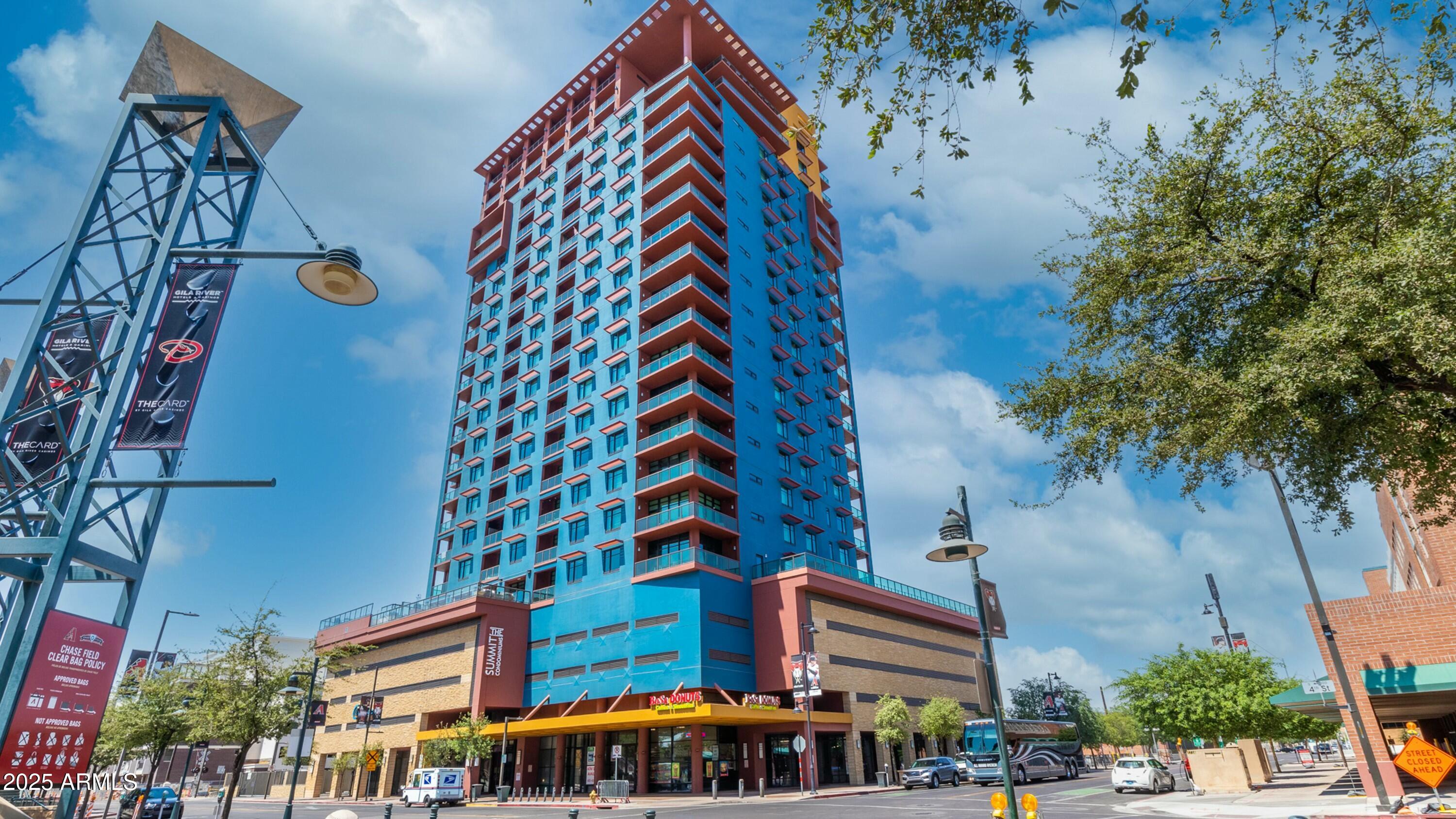 310 S 4TH Street, 1407