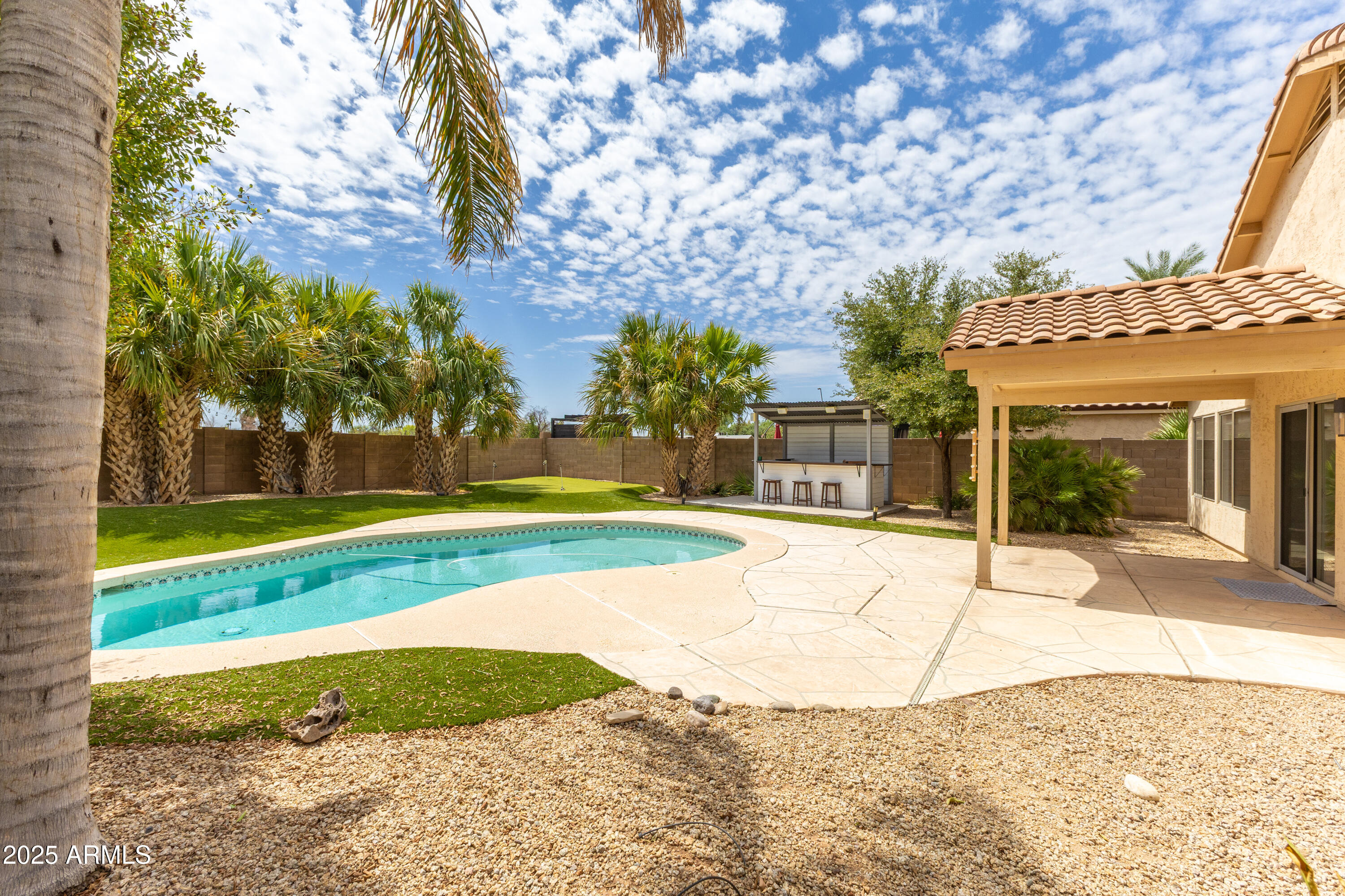 53 E HORSESHOE Avenue