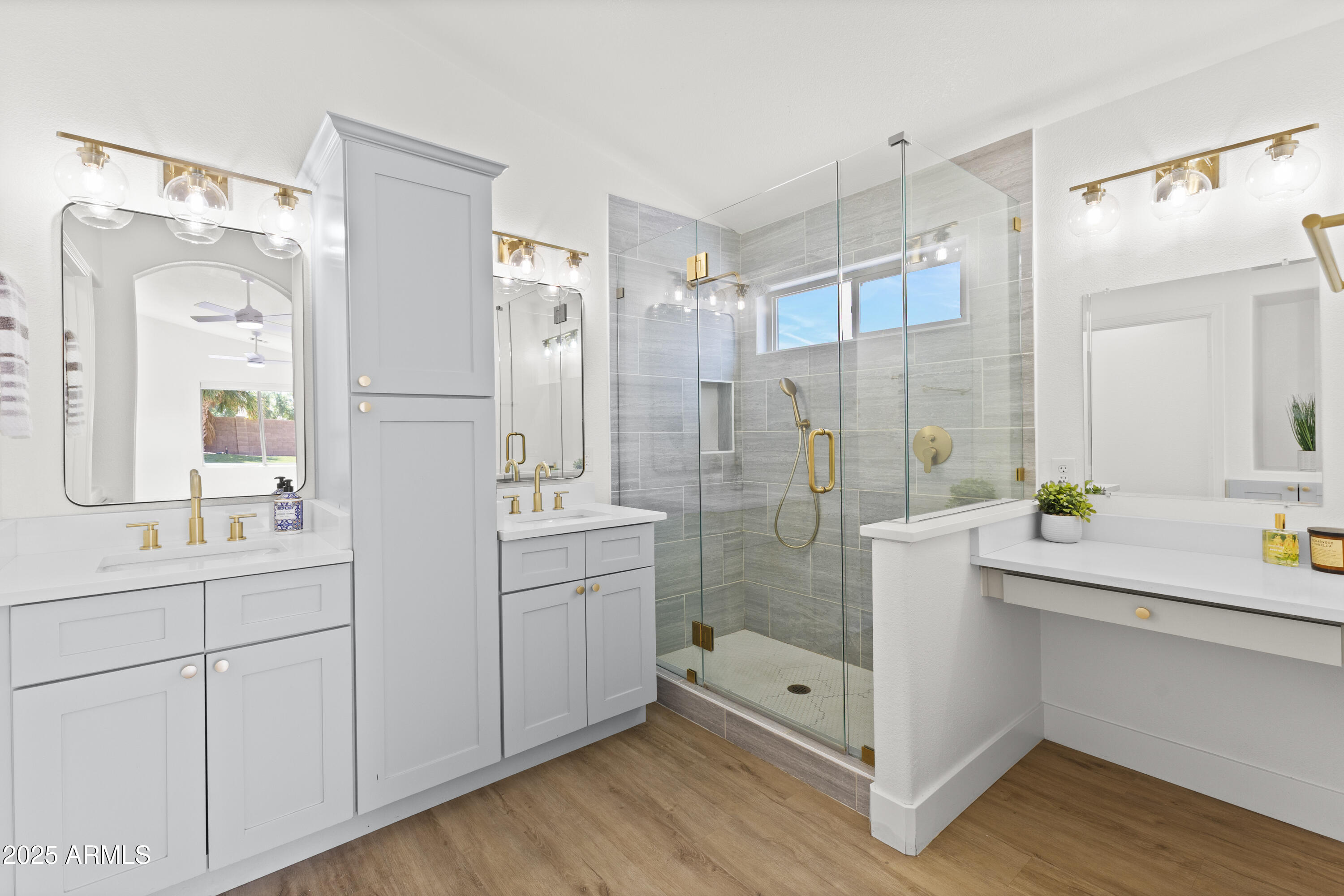 53 E HORSESHOE Avenue