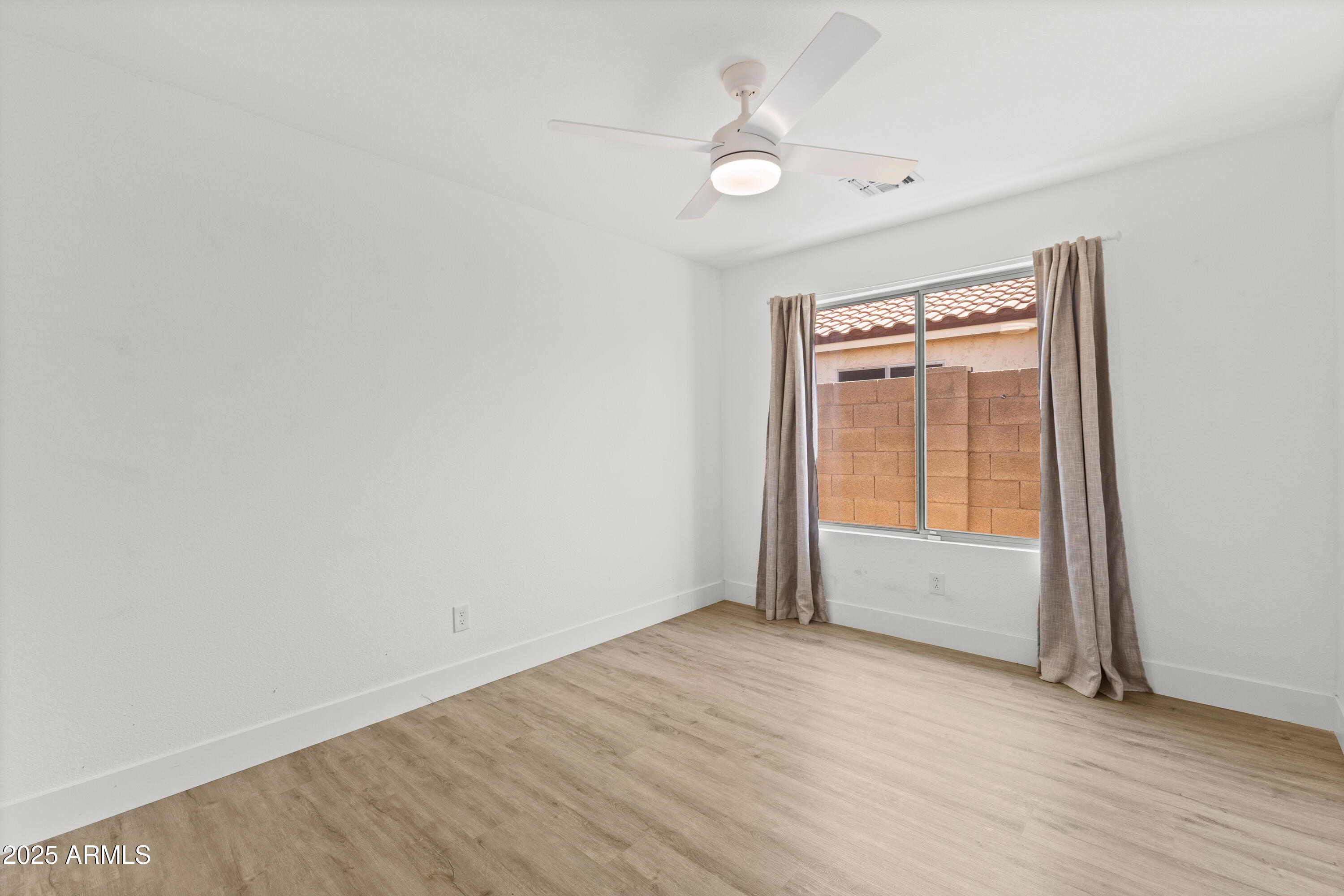 53 E HORSESHOE Avenue