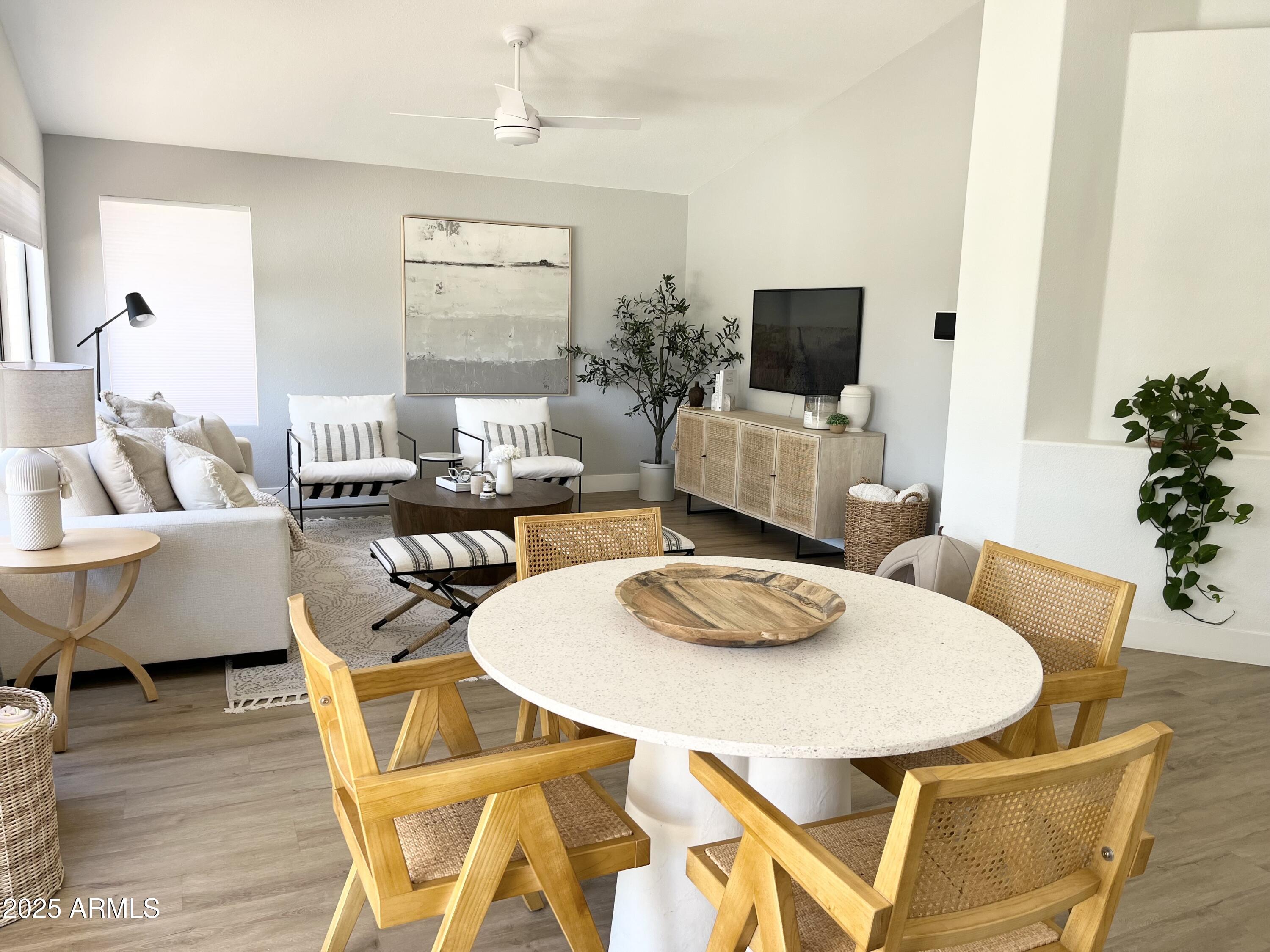 53 E HORSESHOE Avenue