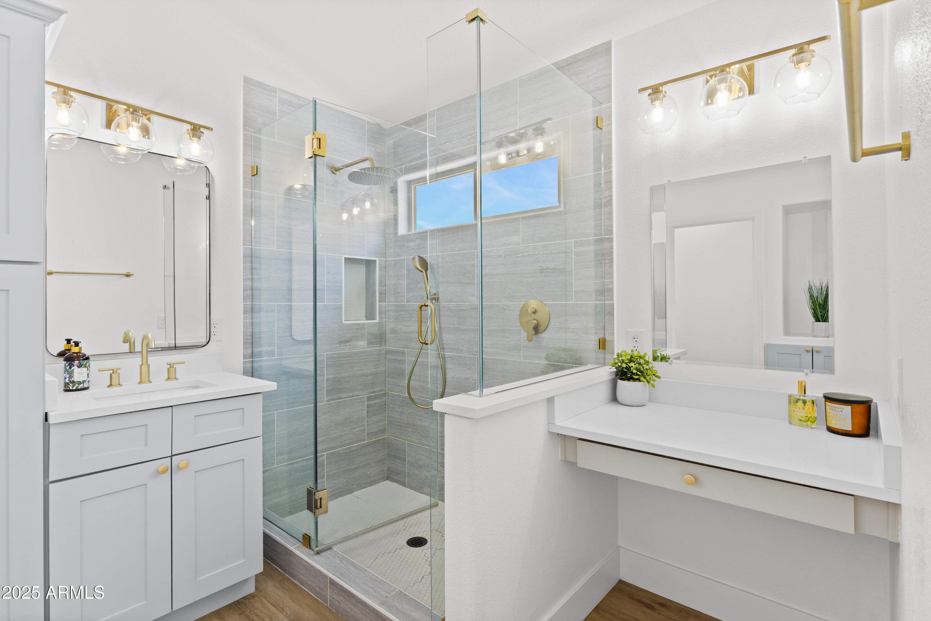 53 E HORSESHOE Avenue