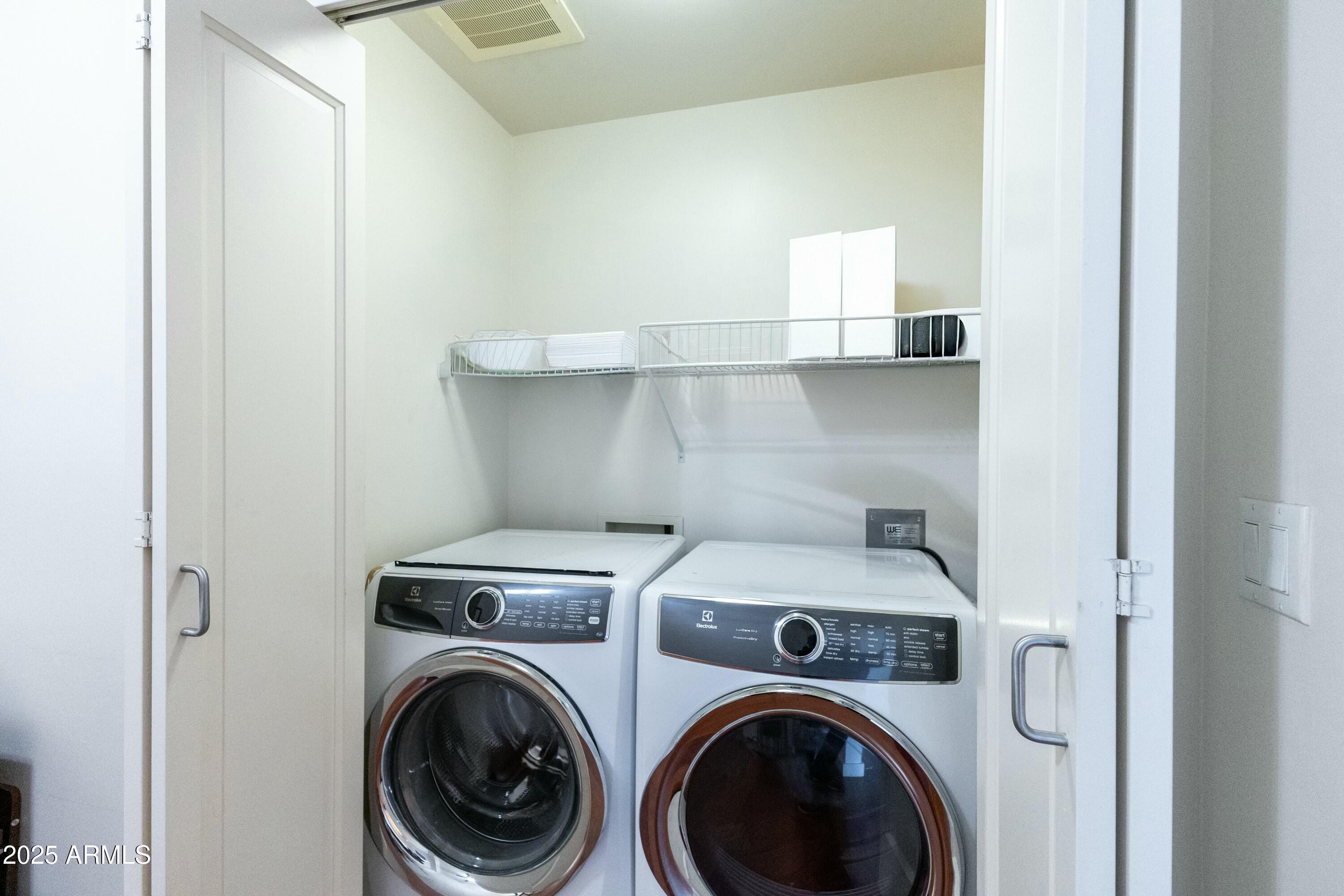 310 S 4TH Street 1407