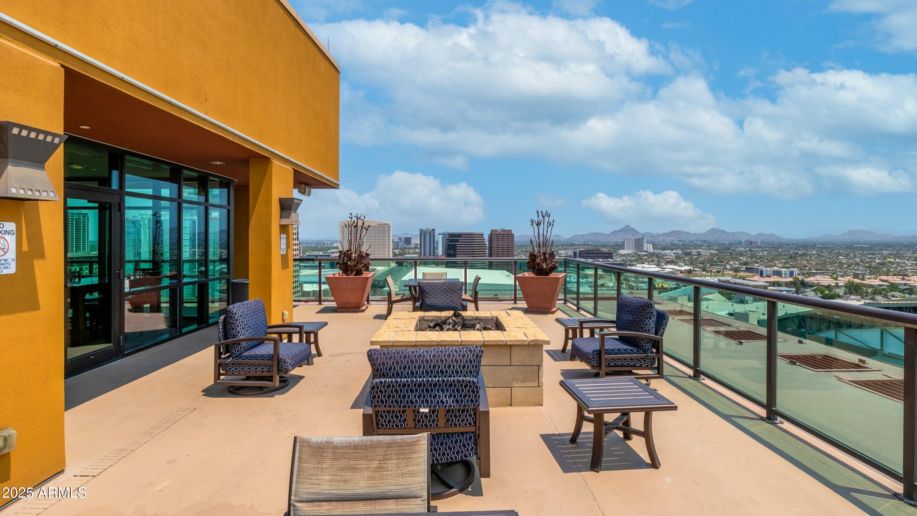 310 S 4TH Street 1407