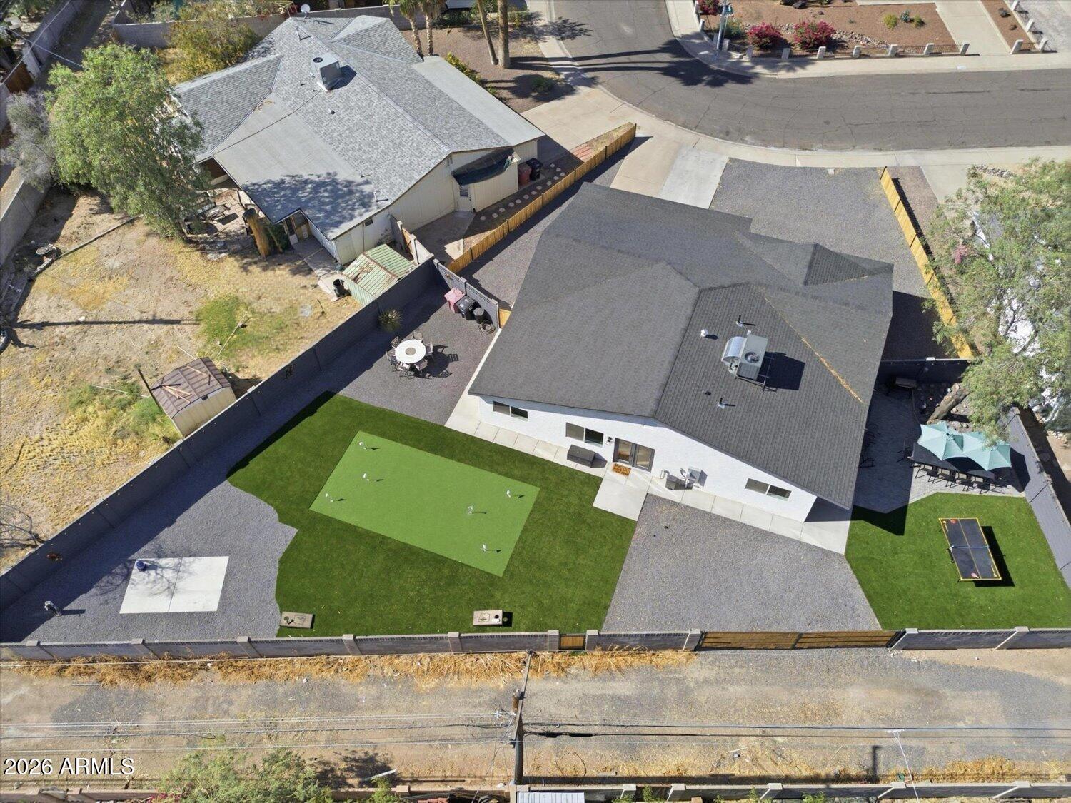7419 E DIAMOND Street