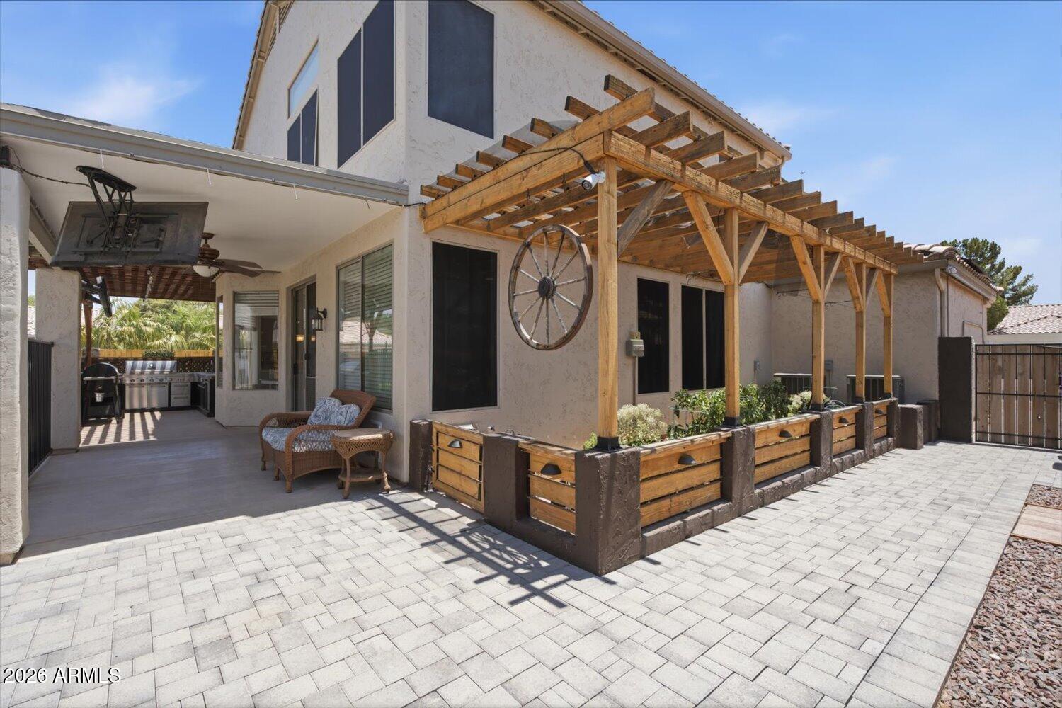 1894 E MINERAL Road