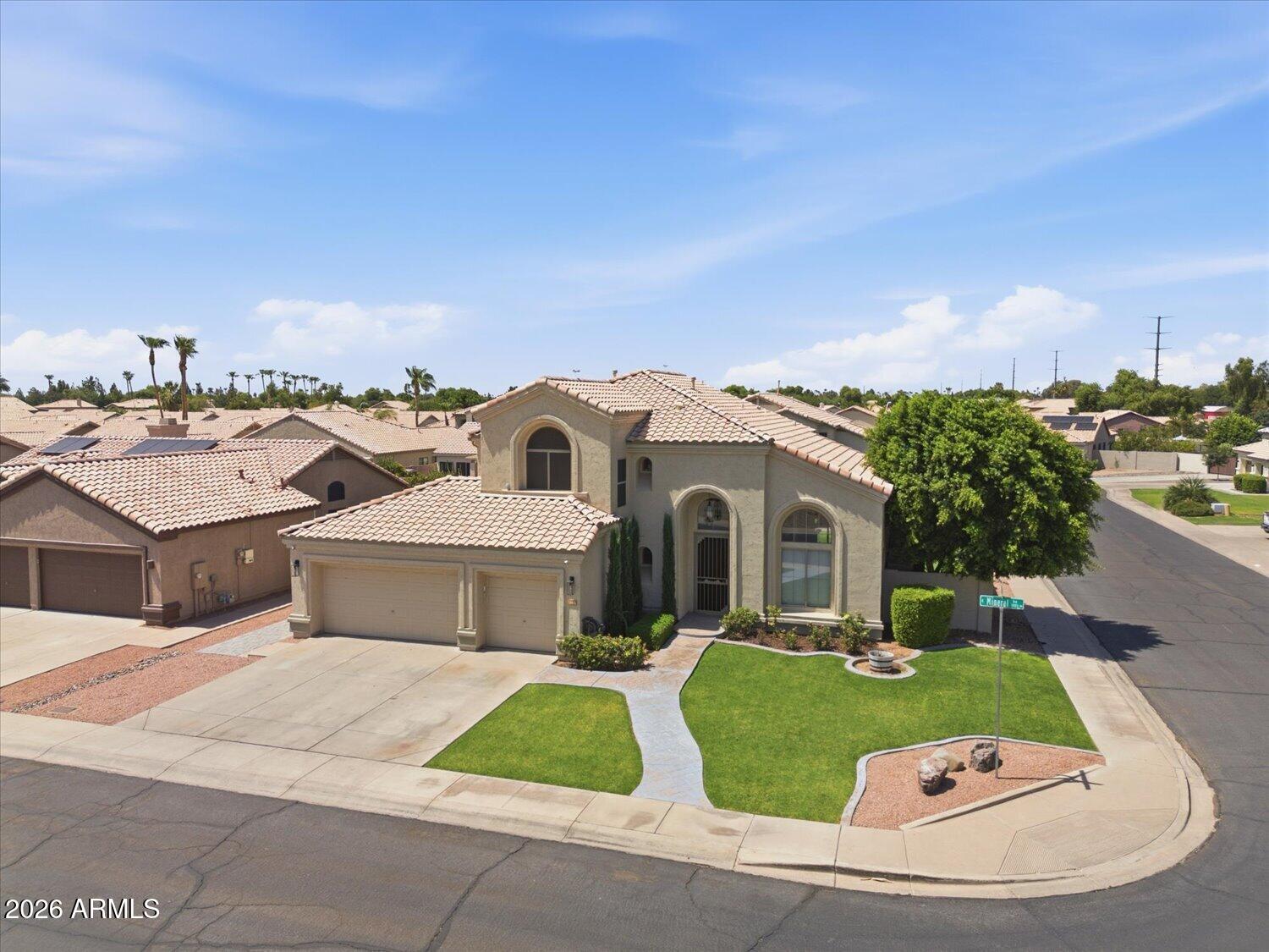 1894 E MINERAL Road
