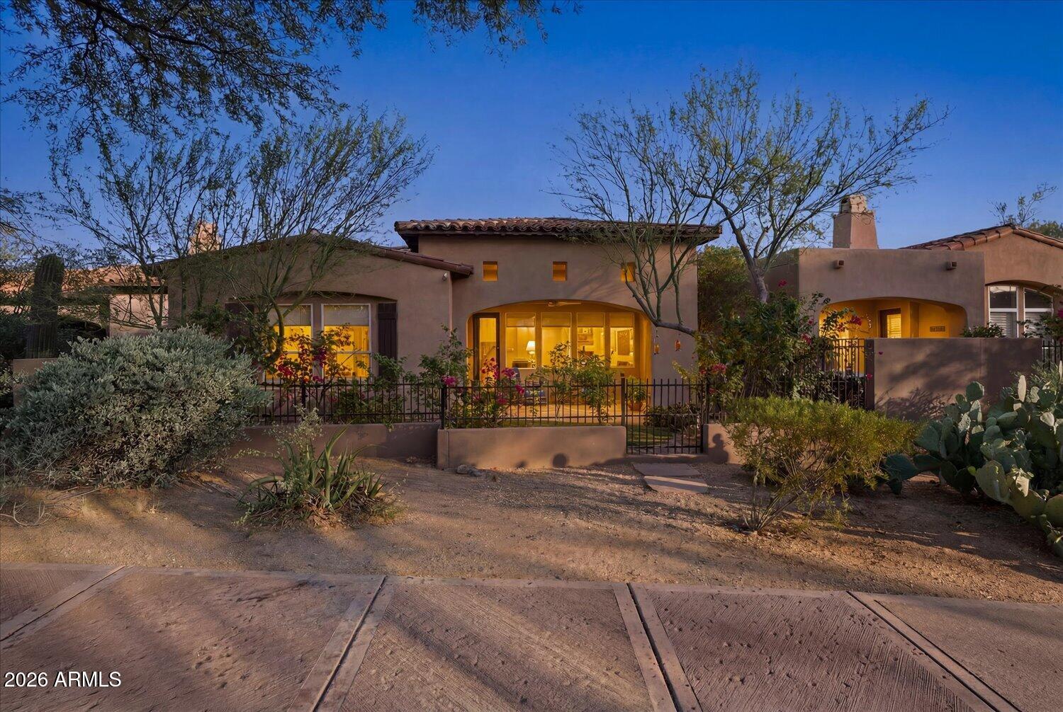 8932 E MOUNTAIN SPRING Road