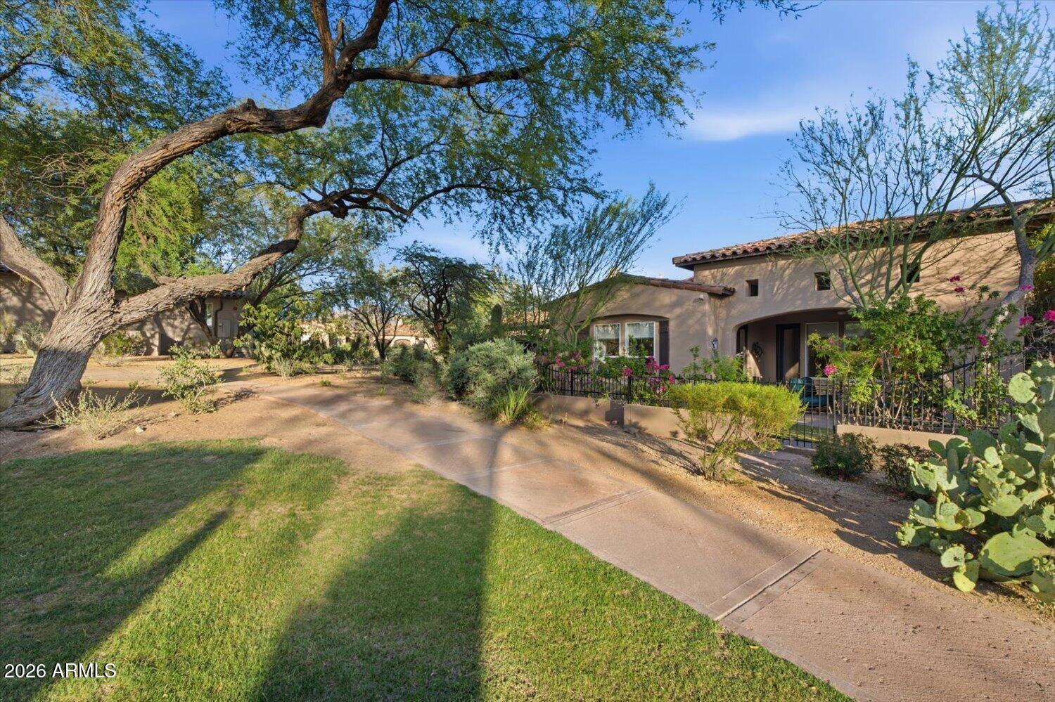 8932 E MOUNTAIN SPRING Road