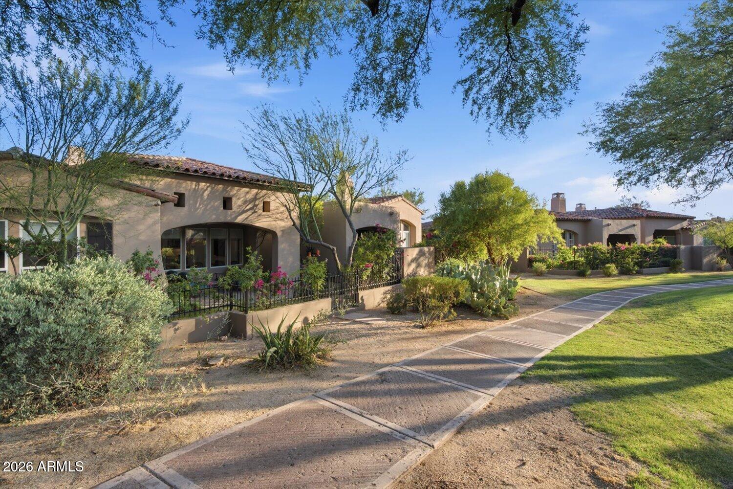8932 E MOUNTAIN SPRING Road