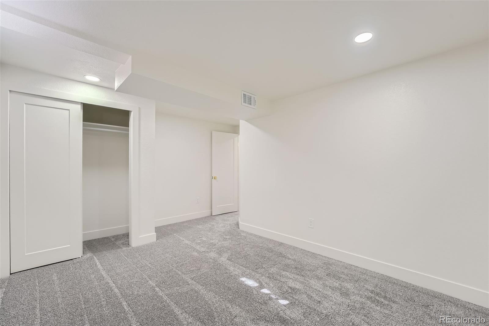 8463 W Arizona Drive