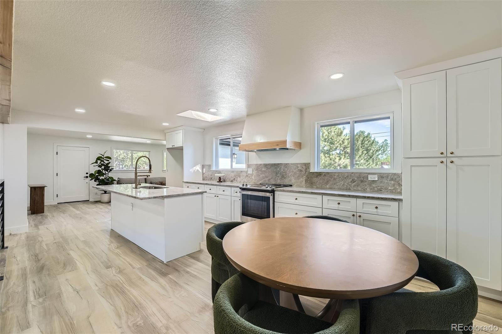 8463 W Arizona Drive