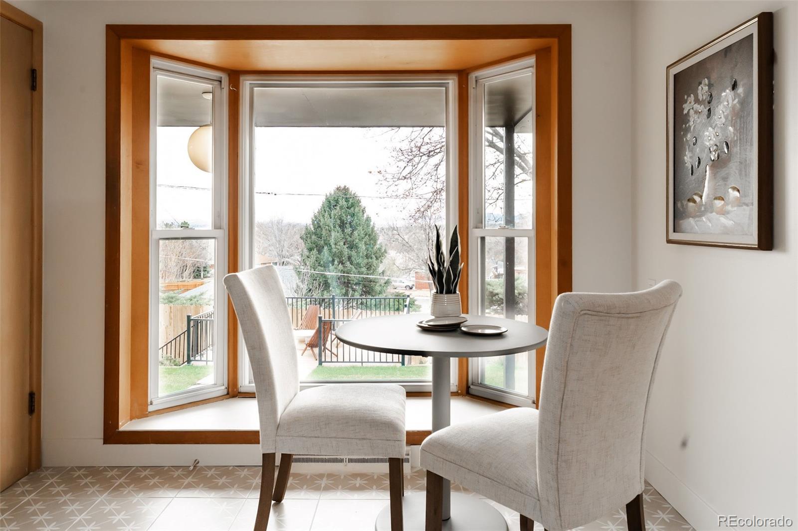 3606 W Linvale Place