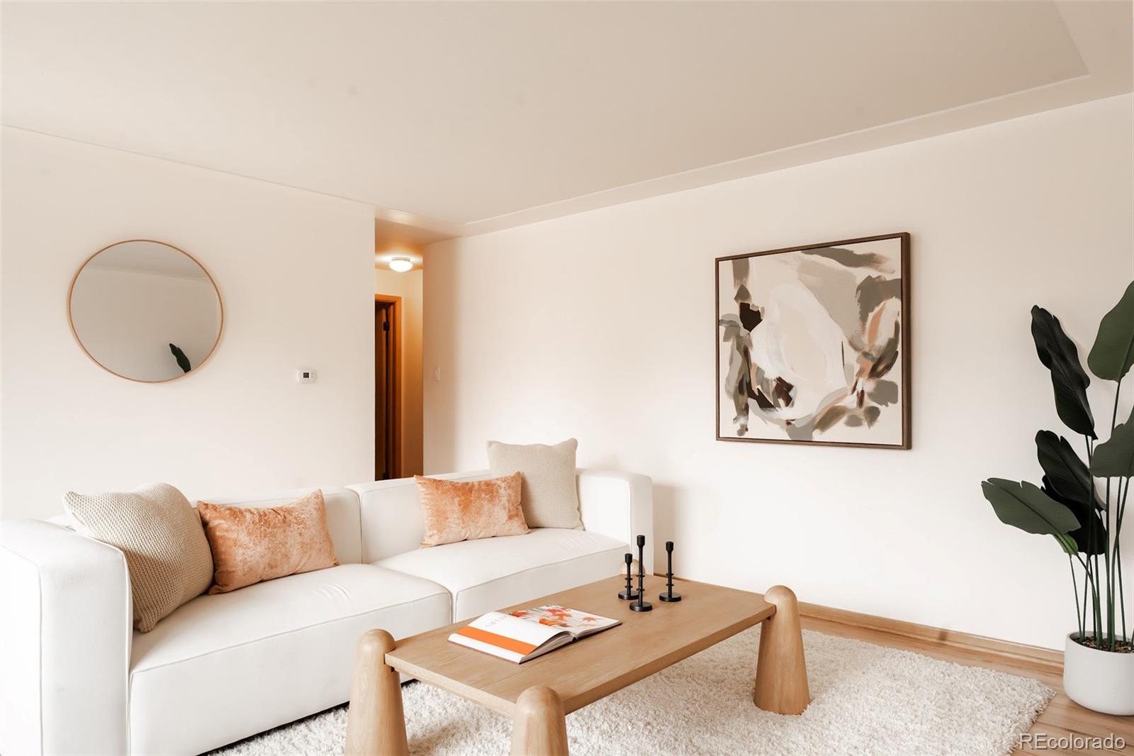 3606 W Linvale Place